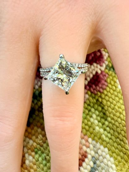 14K gold pave cured wedding band simplistic 