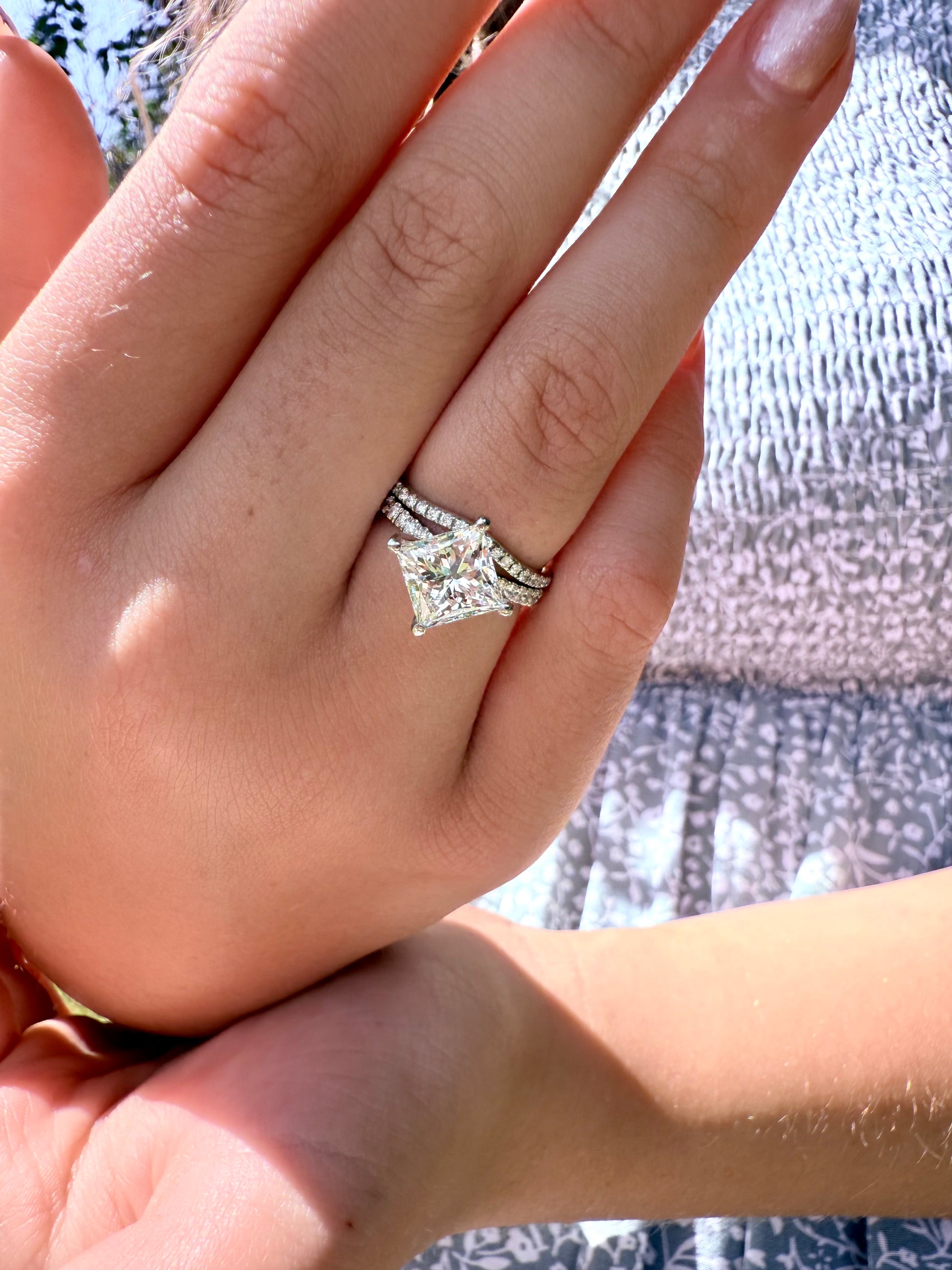14K gold pave cured wedding band simplistic 