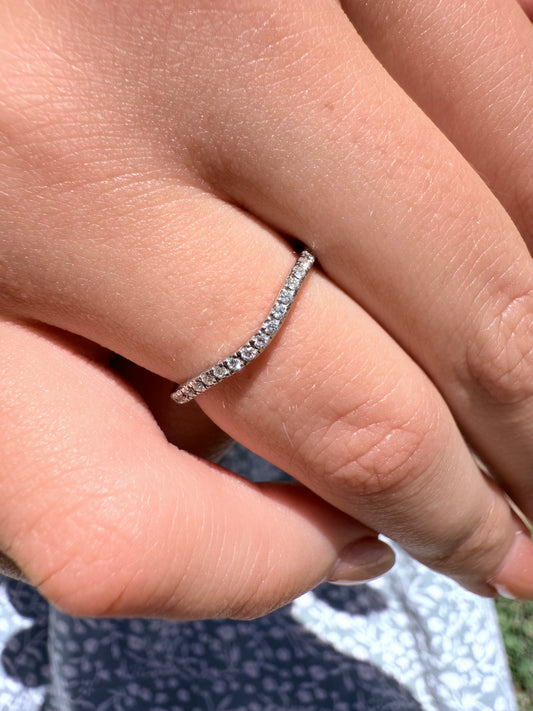 14K gold pave cured wedding band simplistic 