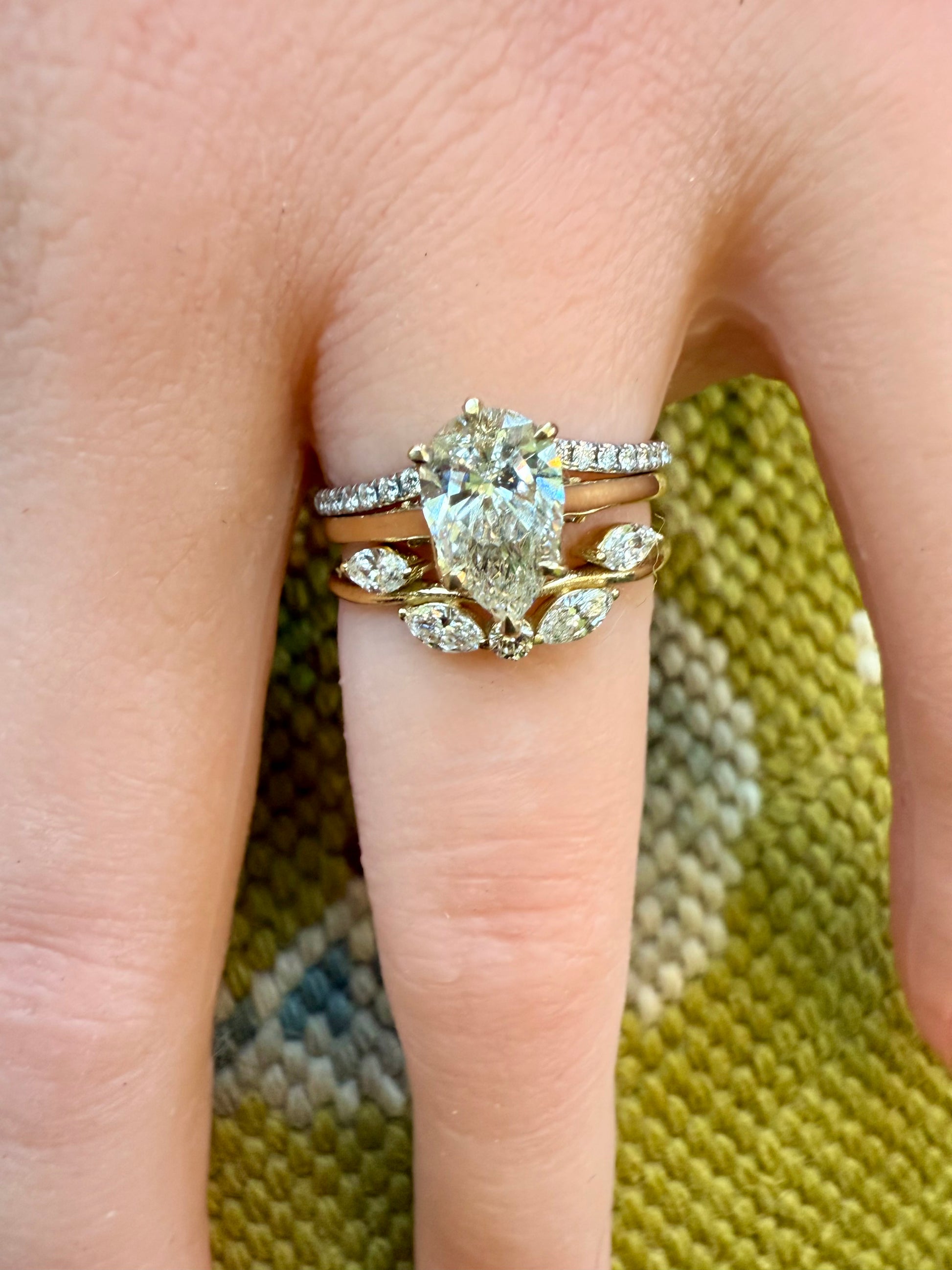 14K gold pave cured wedding band simplistic 