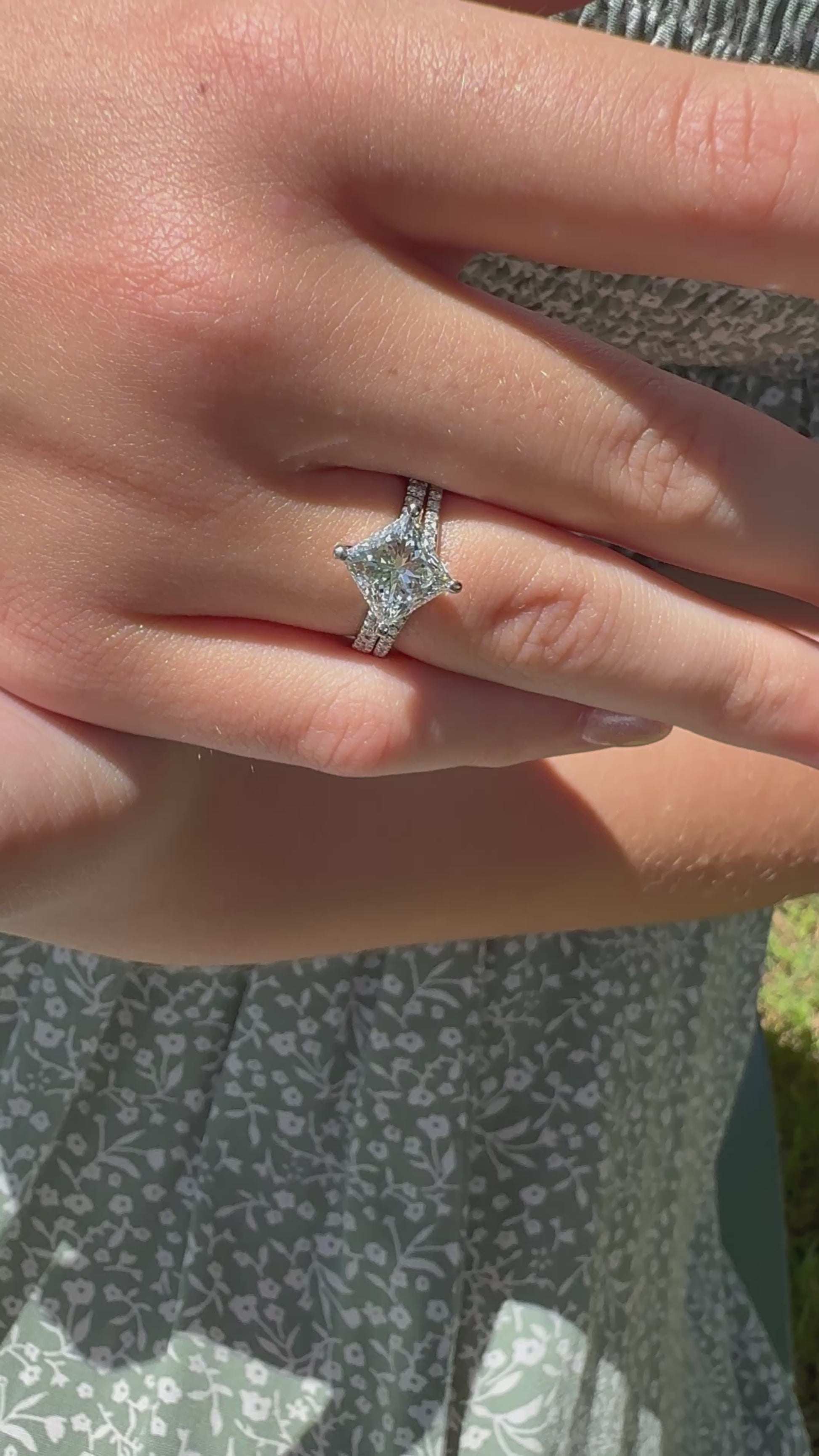 14K gold pave cured wedding band simplistic 