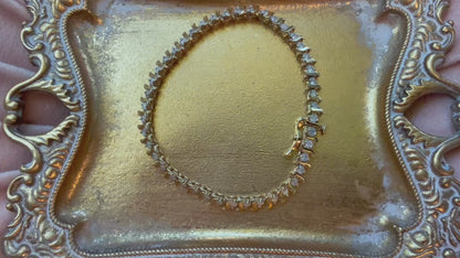 Vintage diamond tennis bracelet 14K yellow gold lab diamonds art deco unique elegant round diamonds sparkle feminine 