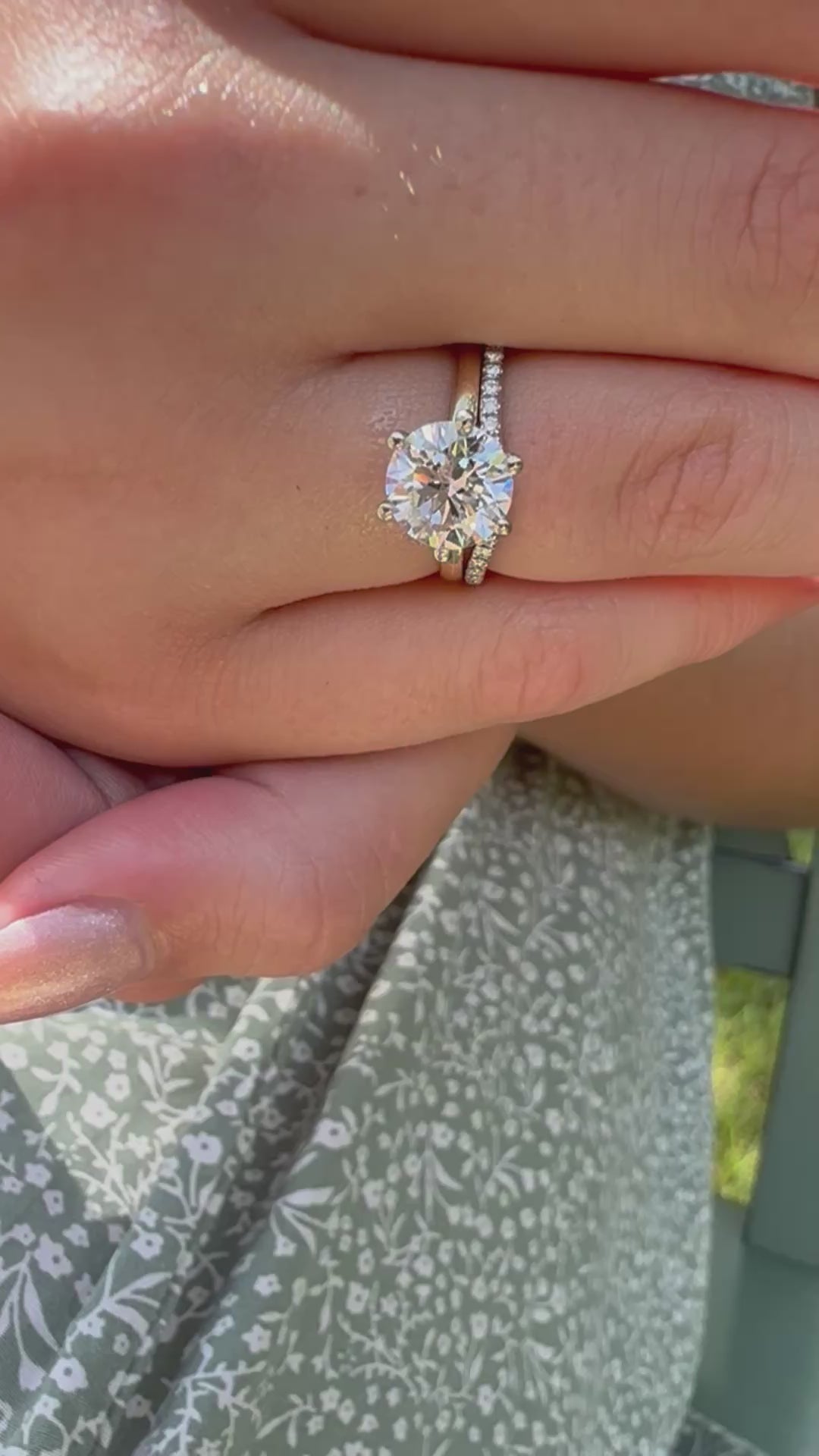14K gold pave cured wedding band simplistic 